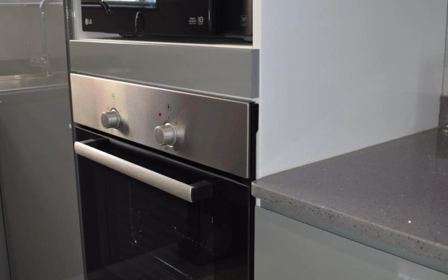 Aya Luxury Apartment 84