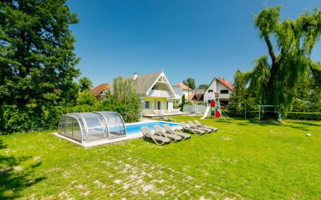 Balaton 609