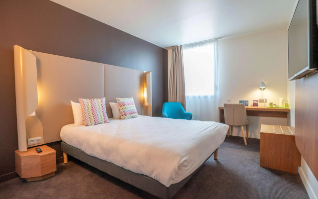 Campanile Tours Nord - Forum Melies