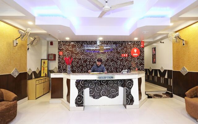 Oyo 11599 Hotel Hi Life