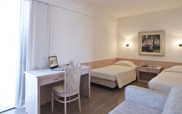 Amarilia Hotel