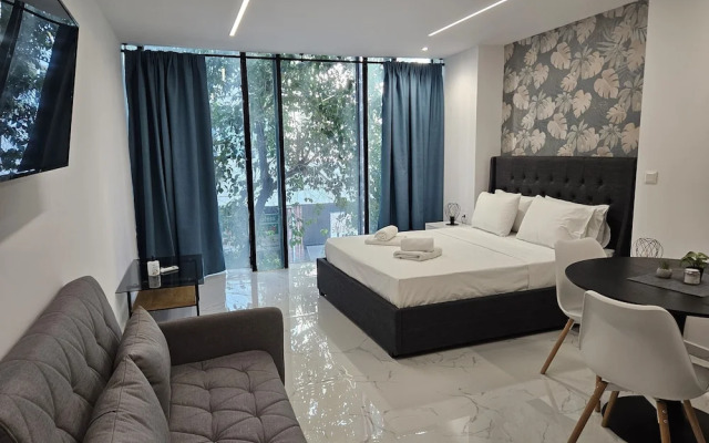 Nikis 20 Suites