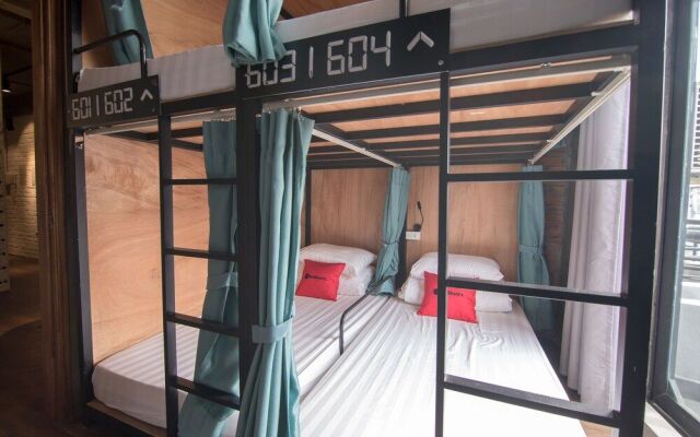 Halley Hostel & Spa Hanoi