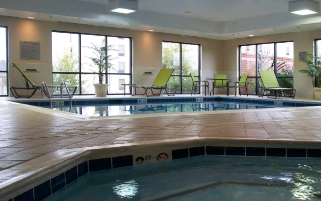 Courtyard by Marriott Hickory