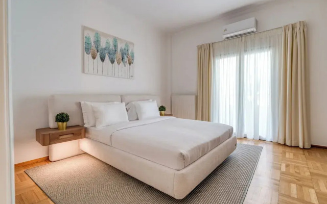 Luxurious Stylish 2 Bd Villa in Voula