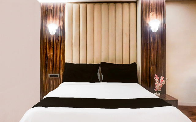 Capital O 22428 Hotel Dreams