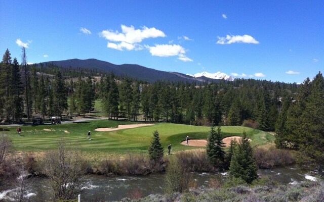 Lodgepole 2003 by SummitCove Vacation Lodging