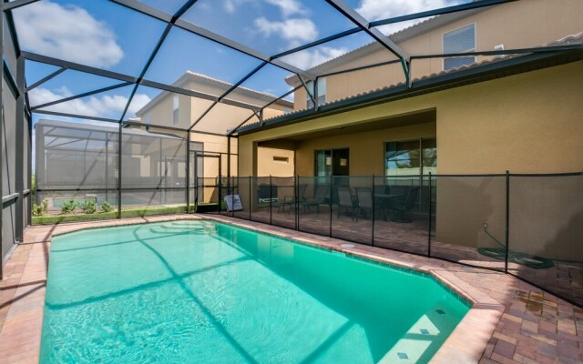 Windsor at Westside - 1752 Lima Avenue