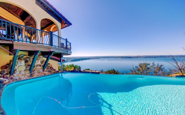 La Villa Vista Bed & Breakfast