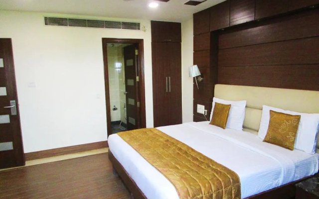 Stallions – Guest Rooms – Delhi