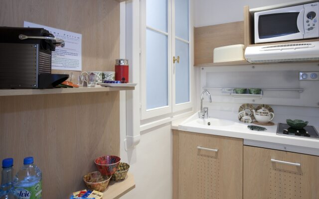 Hotelhome Paris 16