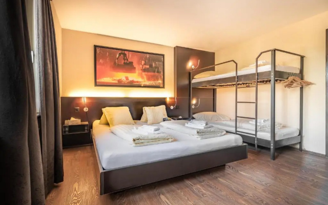 feRUS Hotel