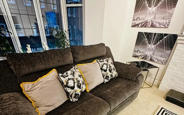Gerrardscross-sleeps4-parking-petfriendly-wembley