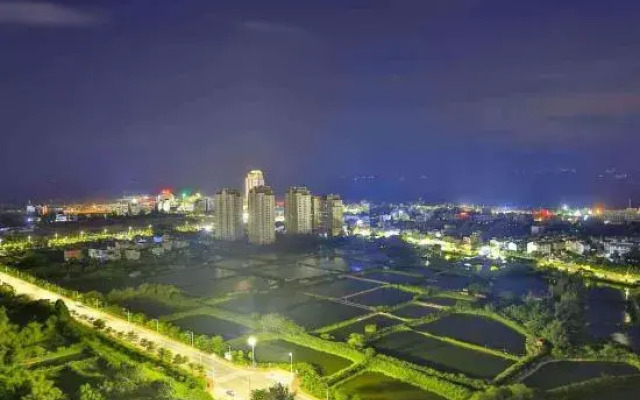 First sea view holiday apartment