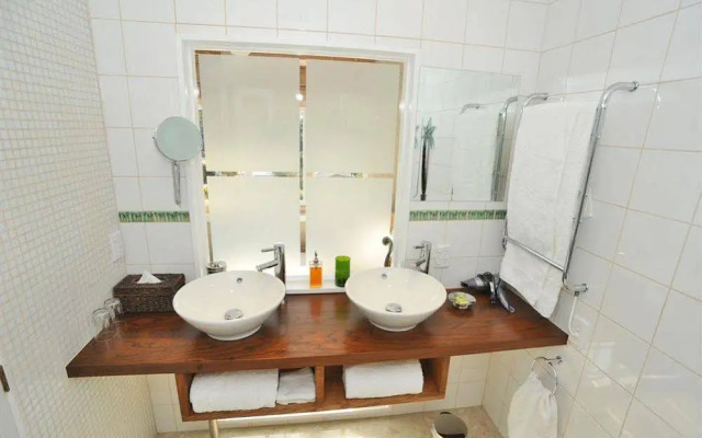 McCormick House Luxury Accommodation