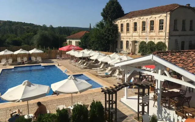 Hotel Bukor Shtepi Magnolia