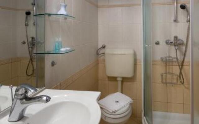Tour As Central Apartments Nika