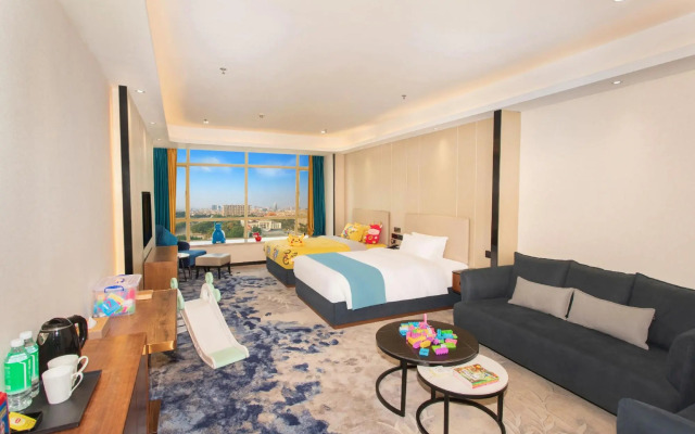 Luoding Star Hotel