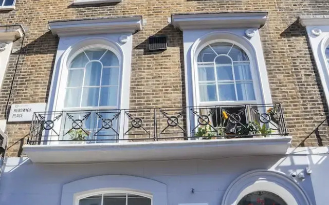 The Mornington Camden Female Only
