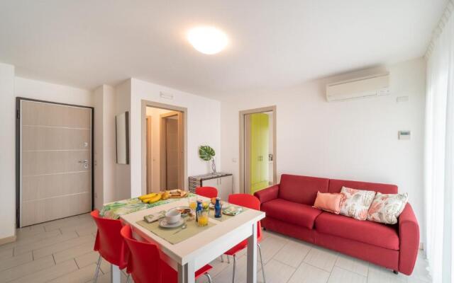 Elegant Residenza Monica Two Bedroom C6 Sleeps 6