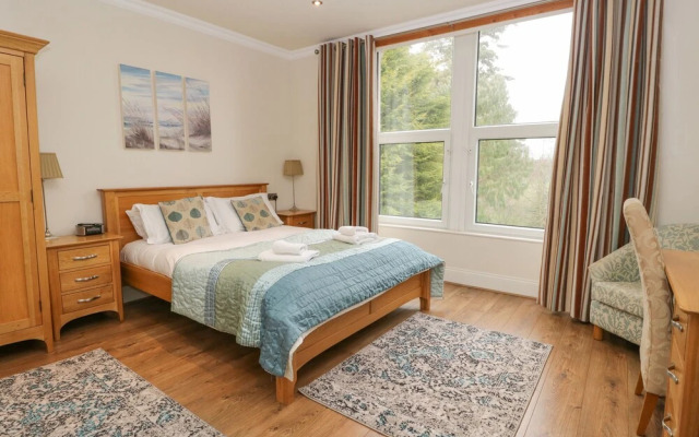 Eden Lodge