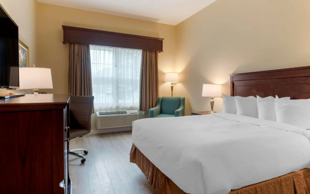 Best Western Plus Fredericton Hotel & Suites