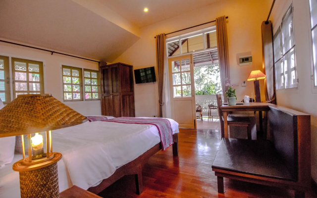 Monoceros Resort