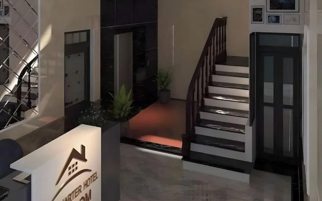 Old Quarter Hotel 1961