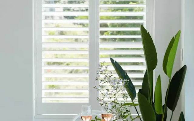 Phoenix Apartment at Palm View Collective – Guest Rooms – Sydney