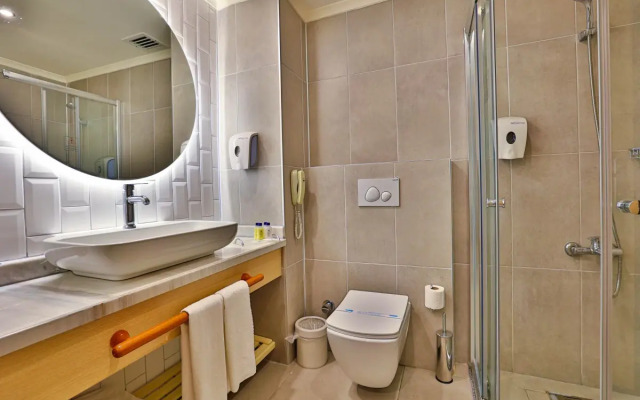Alonya Beach Hotel