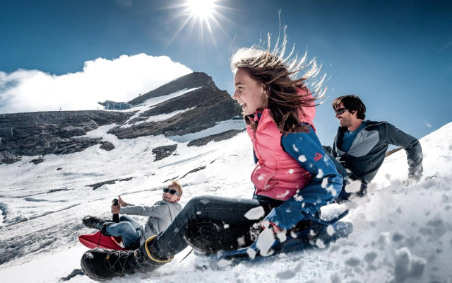 NEW! Apartment Gipfelglück Kaprun - modern, 75m2, Sauna, Pkw, Wifi