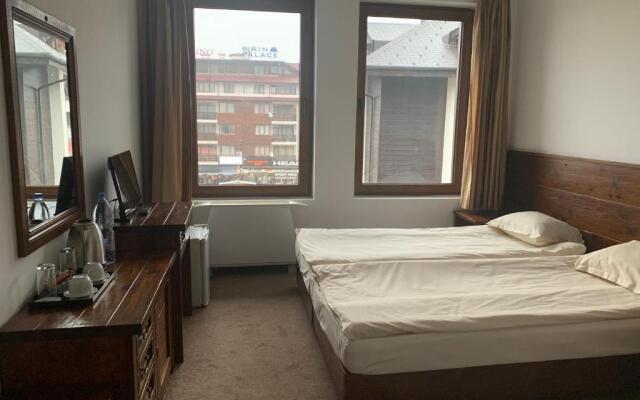 StayInn Granat Apartments
