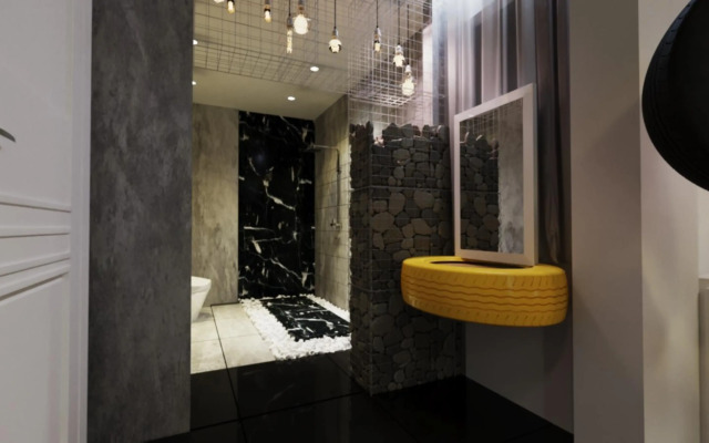 Quynh Huong Hotel