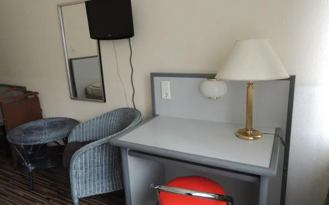 Bahn Hotel