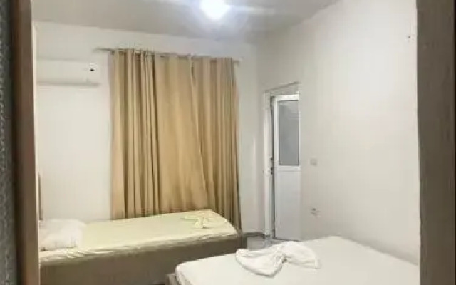 Hostel Gjika