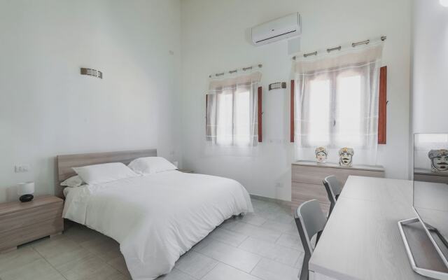 Modern duplex with balcony