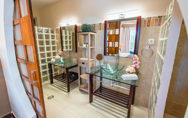 Casa Rio Real Marbella