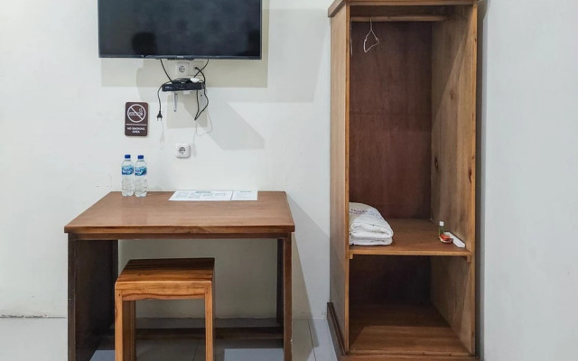 RedDoorz @ Tanakatto Homestay Waikabubak