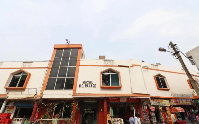 Bd Palace by OYO Rooms
