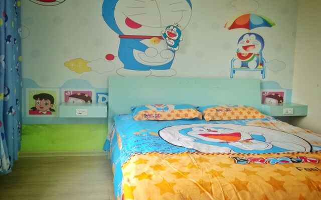 Many People Inn Shen Shan Road