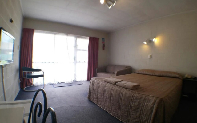 Takanini Park Motor Lodge