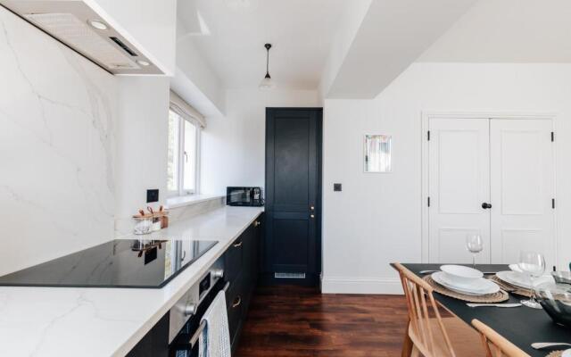 Redland Suites - Apartment 5