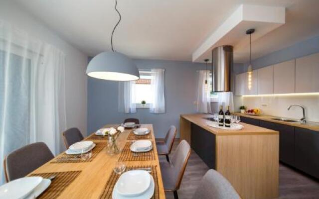 Luxury Villa Loma 2