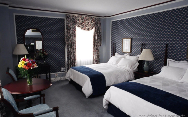 The Hotel Saskatchewan, Autograph Collection