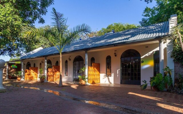 The Courtney Lodge