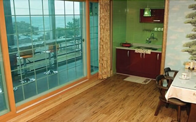 Yeongdeok Daekyung Pension