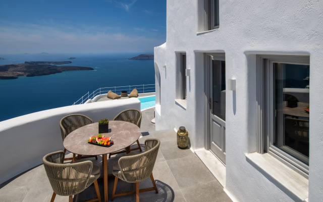 Eteoro Suites