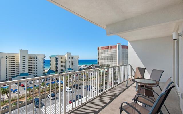 Laketown Wharf 806