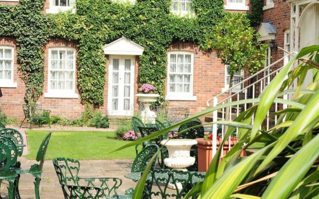 Etrop Grange Hotel