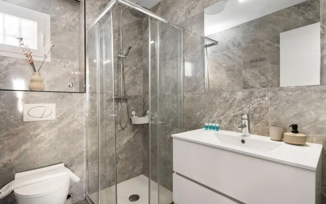 Colina Blanca Family Apartment With Pool by Costarentals - Ref 23